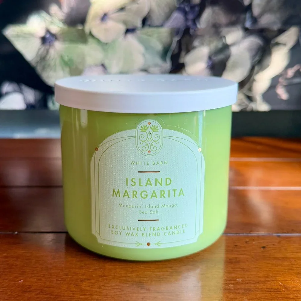 NEW ISLAND MARGARITA 3-Wick Candle Bath & Body Works - Picture 1 of 3